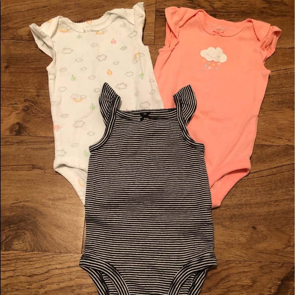 Set of 3 Carters sleeveless onesies